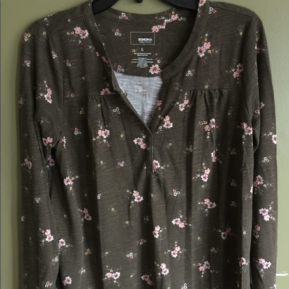 TEE shirt